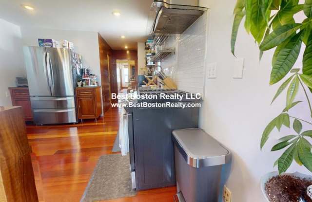 18 Nashua St. Gallery 2