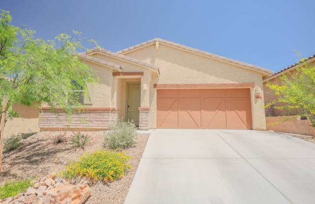 Spacious 4-Bedroom Home with Mountain Views & Beautiful Backyard photos photos Spacious 4-Bedroom Home with Mountain Views & Beautiful Backyard photos photos