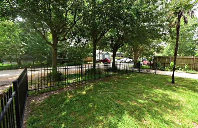 1423 Alexander St - 1423 Alexander Street, Houston, TX 77008