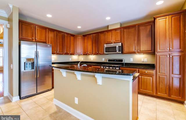 43575 MCKAY TERRACE Gallery 2