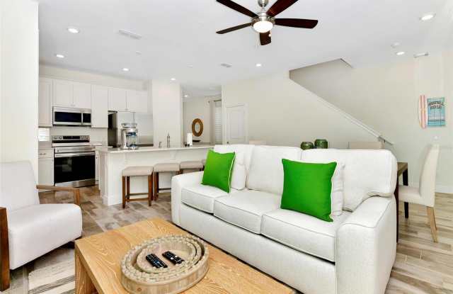 8171 COCONUT Place Gallery 2