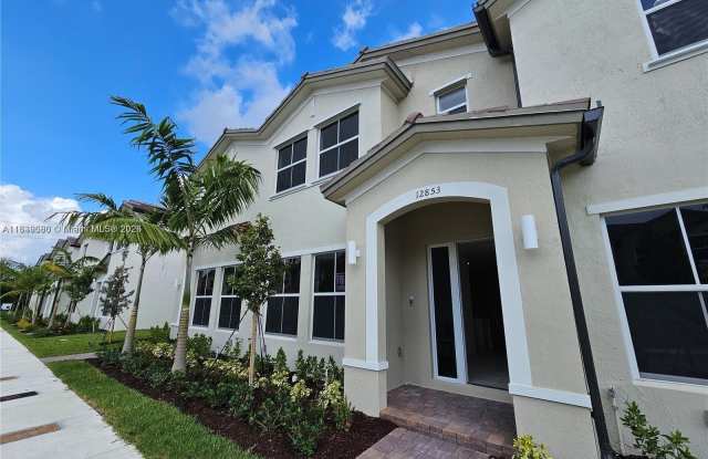 12853 SW 243 St photos photos