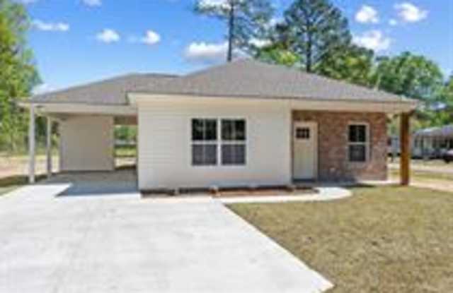 29632 South Cedar Street Gallery 1