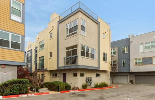 2753 Waverly Drive - 2753 Waverly Drive, Los Angeles, CA 90039