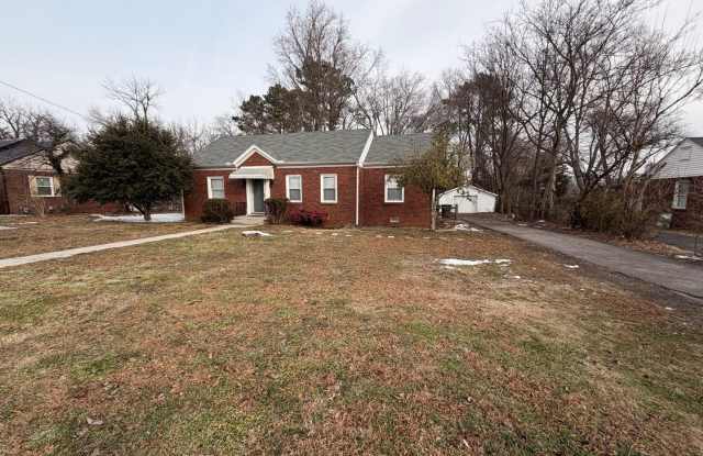 Charming 3 Bed 1 Bath Home Minutes From MTSU photos photos