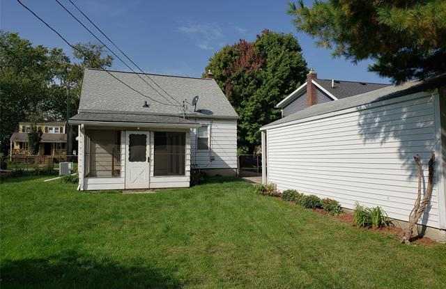 907 OWANA Avenue Gallery 4