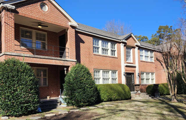 1032 Felder Avenue - 2306 C Gallery 2