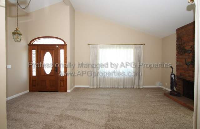 18423 Alfred Avenue Gallery 3