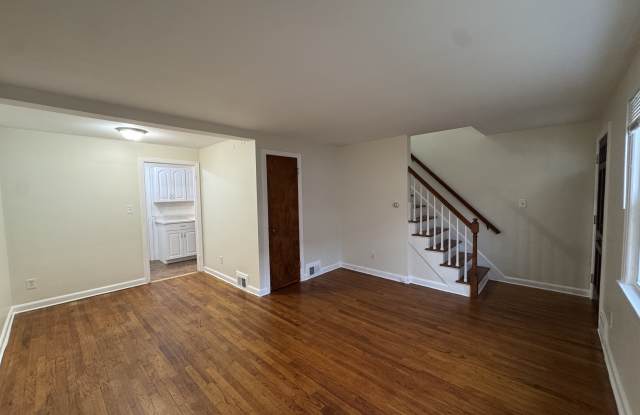 1164 Whitney Avenue photos photos