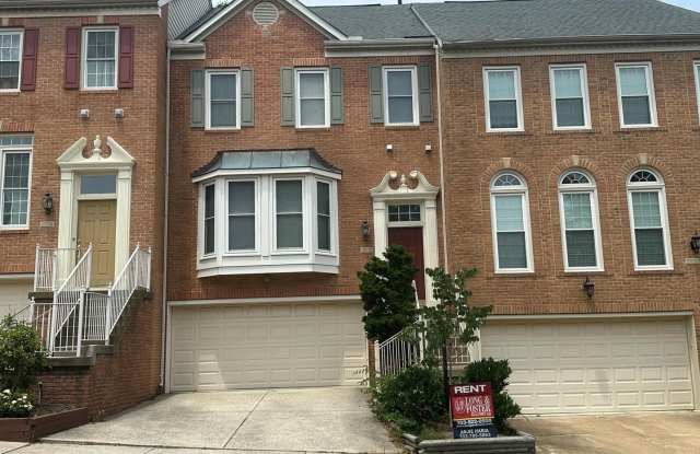 8502 HARVEST OAK DR Gallery 1