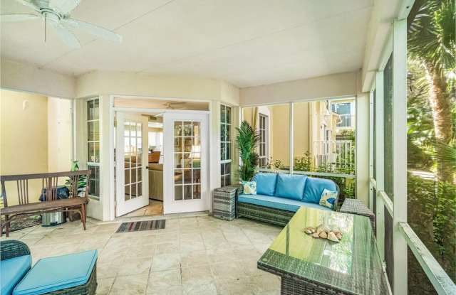1385 Winding Oaks Circle W Gallery 2