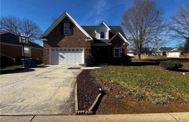 181 New Hampshire Court - 181 New Hampshire Court, Mocksville, NC 27028