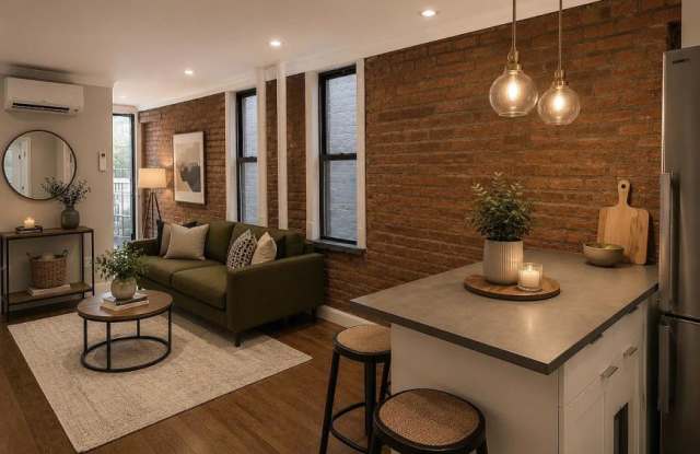 122 Mulberry Street Gallery 2