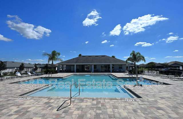 5511 Arlington River Drive Gallery 3