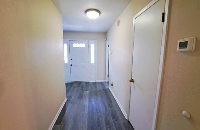 4BR/3BA Updated Home photos photos 4BR/3BA Updated Home photos photos