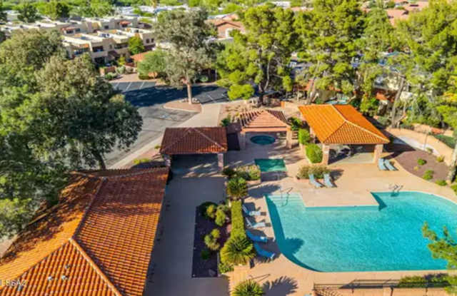 Charming 2BR Condo in Tucson photos photos