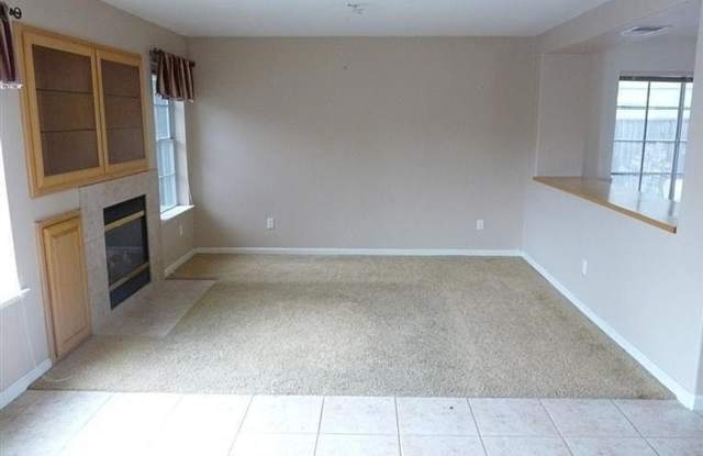 COMING SOON- DO NOT DISTURB TENANTS- Beautiful 4 Bed, 2.5 Bath with POOL in Brentwood Gallery 4