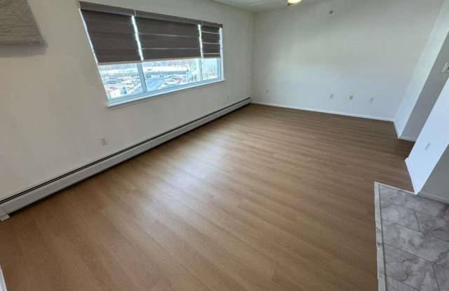 103 Horizon Court unit: B photos photos