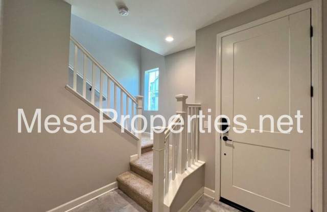 3880 S. Oasis Paseo Gallery 4