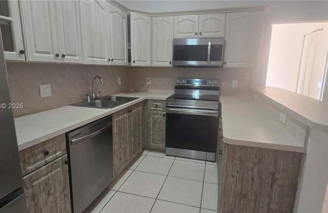 7510 NW 175th Street 7510, Hialeah, FL 33015 photos photos