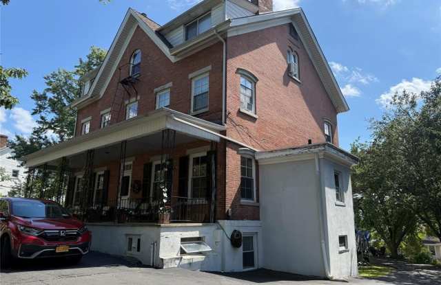 5 Wood Court unit: Top Unit photos photos