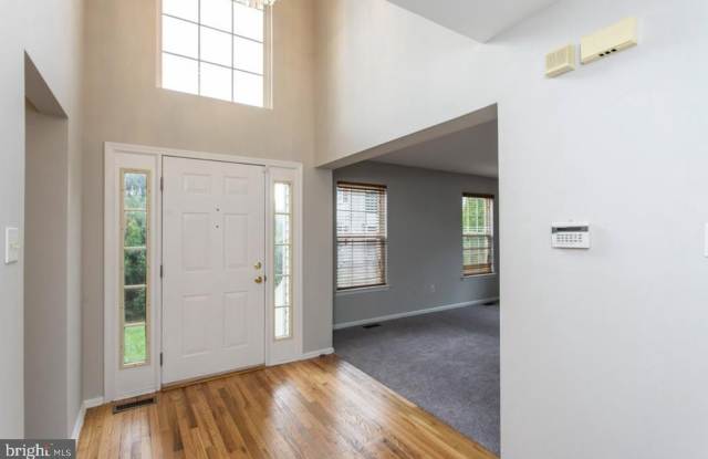 105 FARRINGTON Court Gallery 3