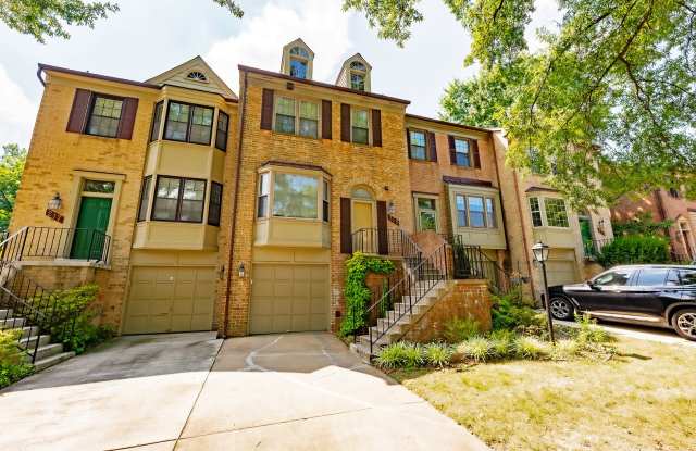 Great 3br 2.5 Bath Townhome in Rockville MD Gallery 4