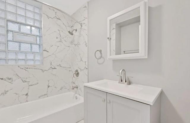 5144 S Hermitage Avenue Gallery 3