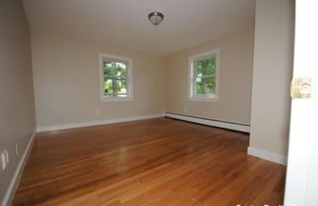 120 Decatur St # 10 - 120 Decatur St, Arlington, MA 02474