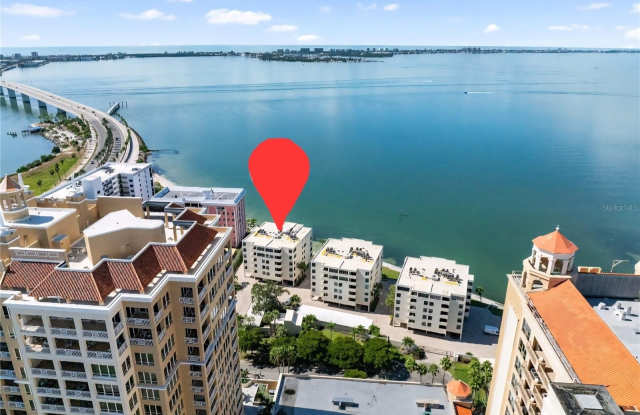 97 SUNSET DRIVE photos photos