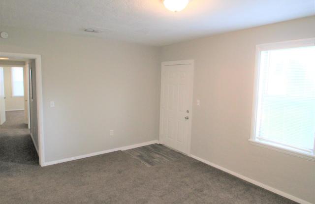 6104 Transylvania Avenue Gallery 4