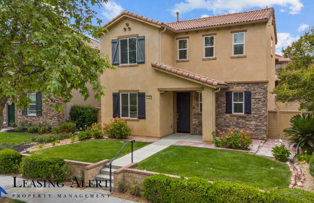 28541 Vista Del Rio Drive - 28541 Vista Del Rio Drive, Los Angeles County, CA 91354