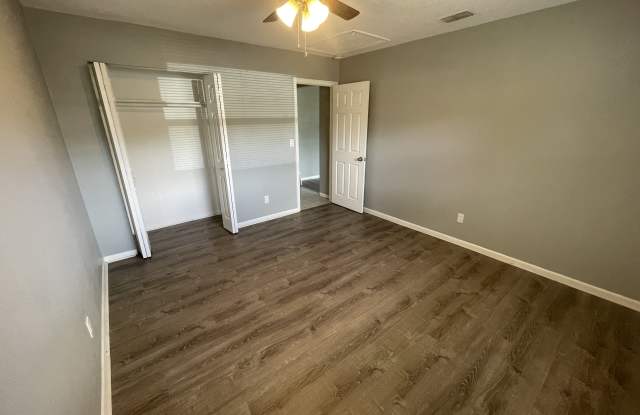 13911 19th St Apt 1 Gallery 2