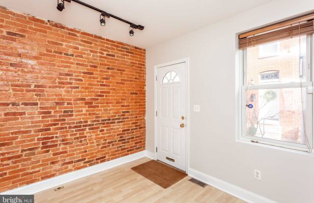 16 S CASTLE STREET Gallery 2