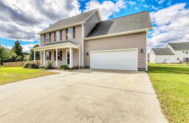 Well maintained 4 bedroom home in Beaufort Gallery 3