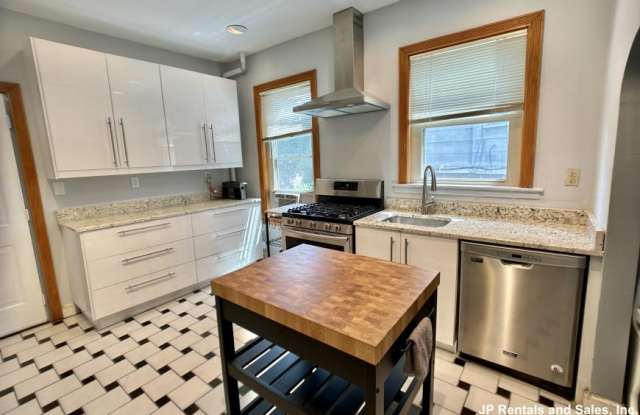 28 Weld Hill St. photos photos