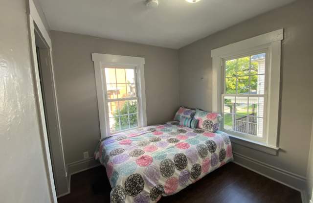275 South 7th St, 1 photos photos