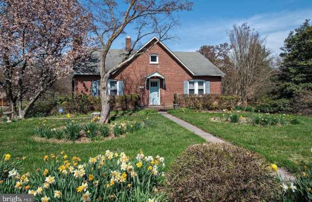 6343 MONTGOMERY Road photos photos