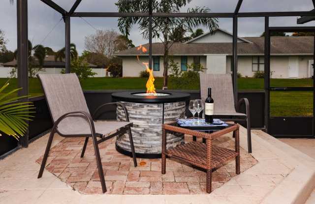 2411 NE Pinecrest Lakes Boulevard Gallery 4