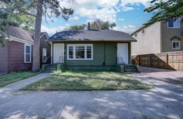 Turn of the Century Bungalow 1 bed, Downtown, 1 Block from CO College - 321 East Dale Street, Colorado Springs, CO 80903