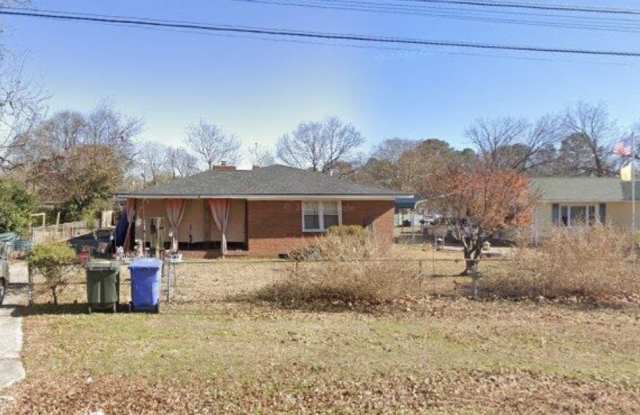 805 Hemlock Drive Gallery 1