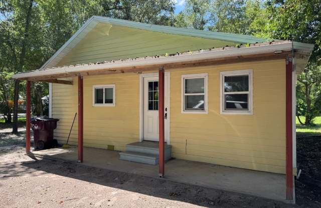 2 bedroom 1 bath in Saint Cloud ALL UTILITIES INCLUDED photos photos