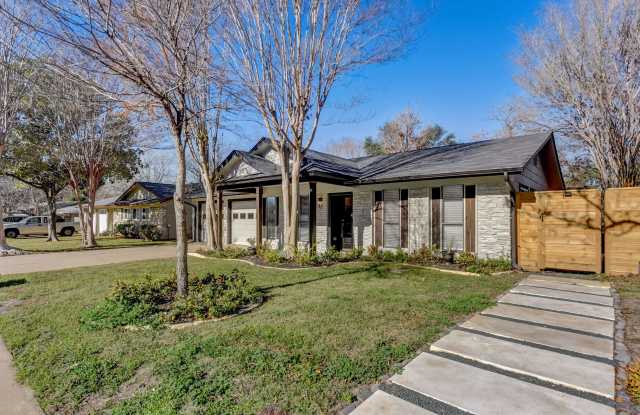 7002 Whispering Oaks Drive Gallery 2