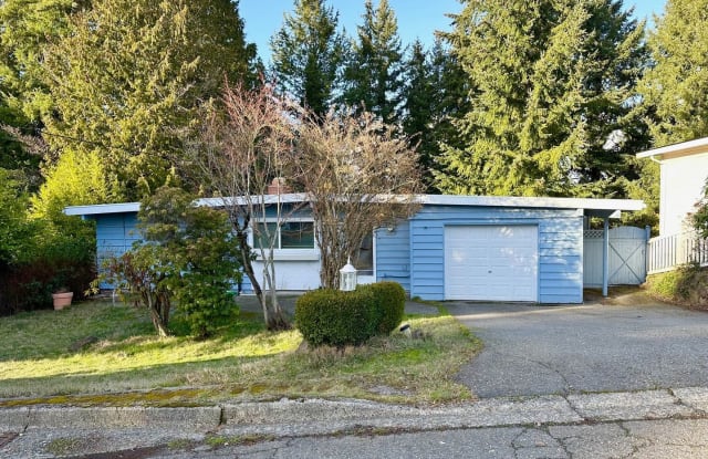 14212 SE 37th St - 14212 Southeast 37th Street, Bellevue, WA 98006