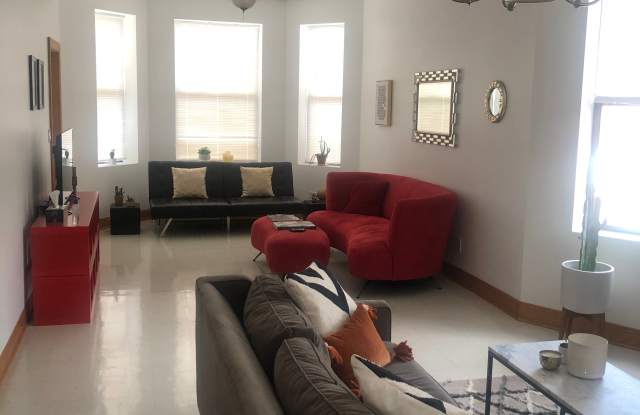 3217 West Cortez Street Gallery 2