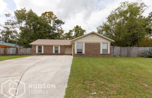 1064 Amber Court - 1064 Amber Court, Lakeside, FL 32065