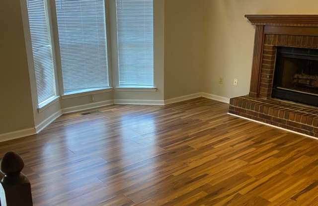 New For Rent in Grayson Valley! Gallery 2