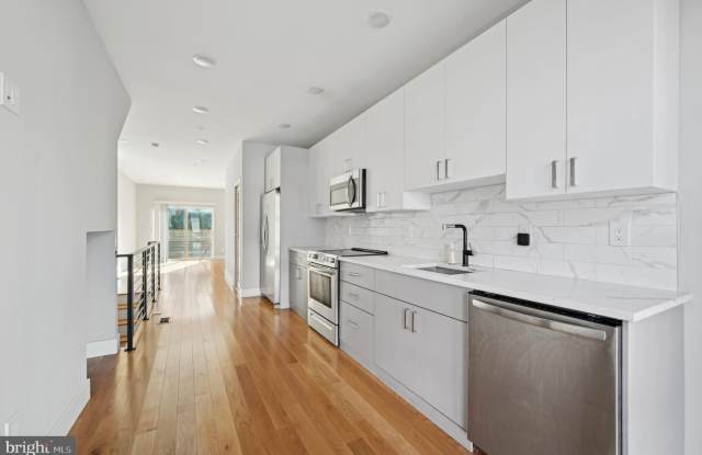 2316 TURNER STREET photos photos