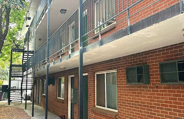 1455 N High St St Charles Apartments photos photos