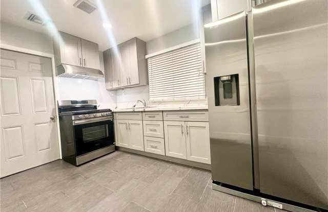 15746 Magnolia Boulevard photos photos